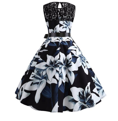 Vintage Svart Och Vit Trapets Klänning