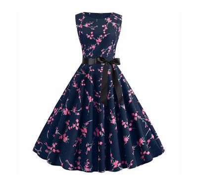 Vintage Marinblå Blommor Utsvängda Klänning