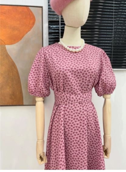 Rosa Vintageklänning Från 1940-Talet