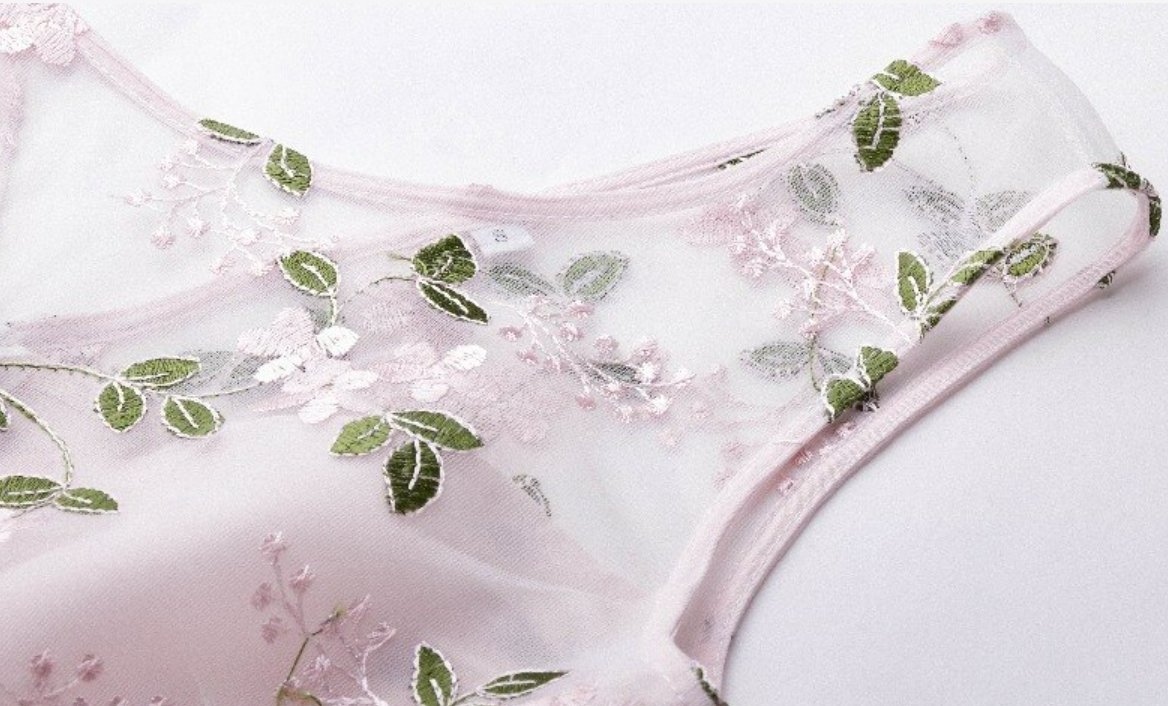 Vintage Rose Broderad Klänning