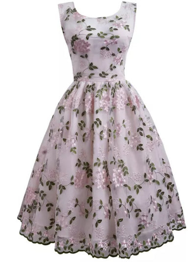 Vintage Rose Broderad Klänning